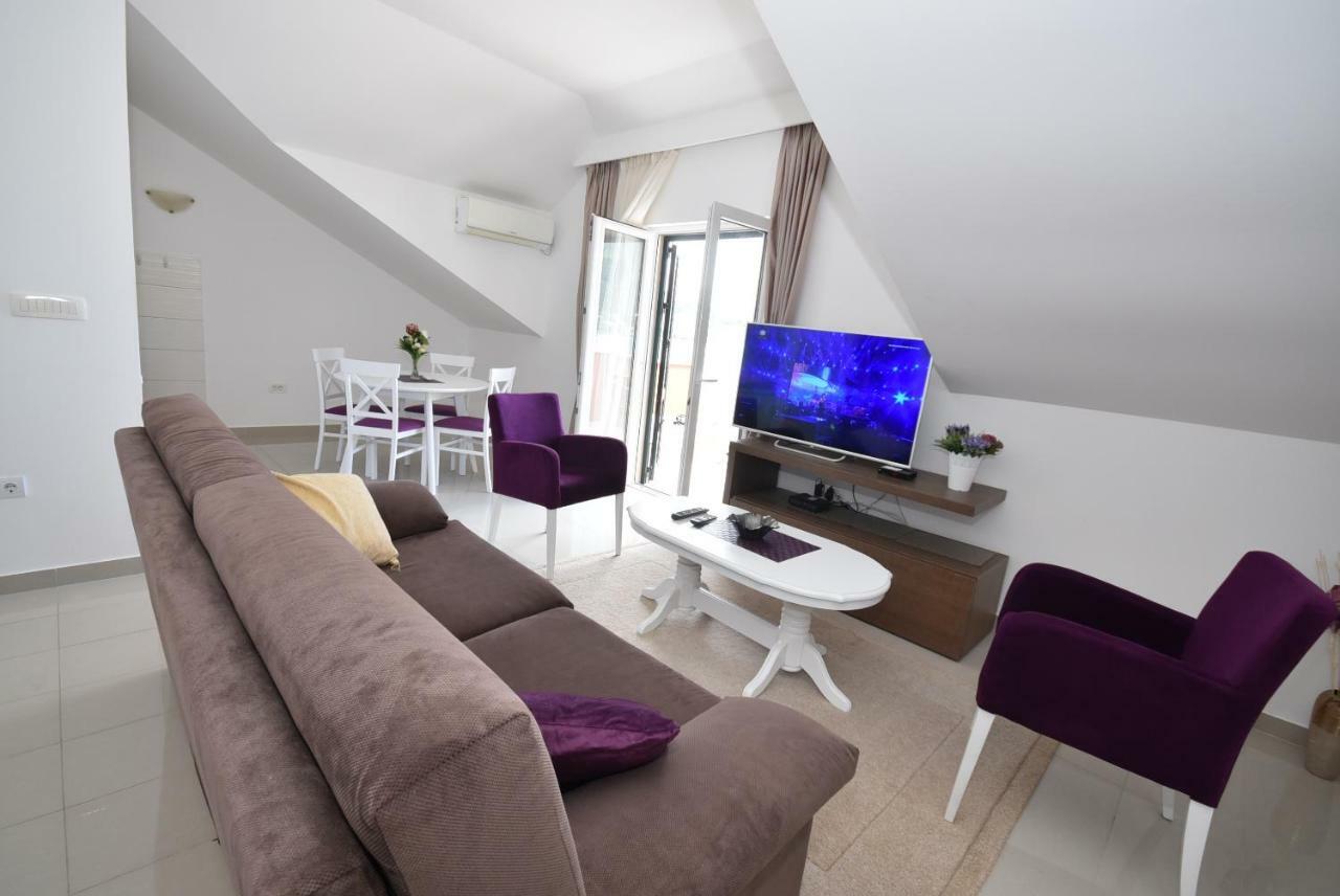 Grifone Coastline Apartment Херцег Нови Екстериор снимка
