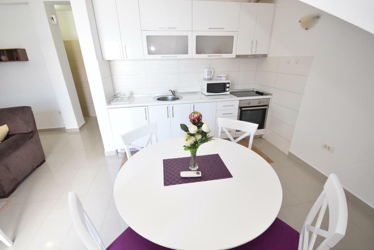 Grifone Coastline Apartment Херцег Нови Екстериор снимка
